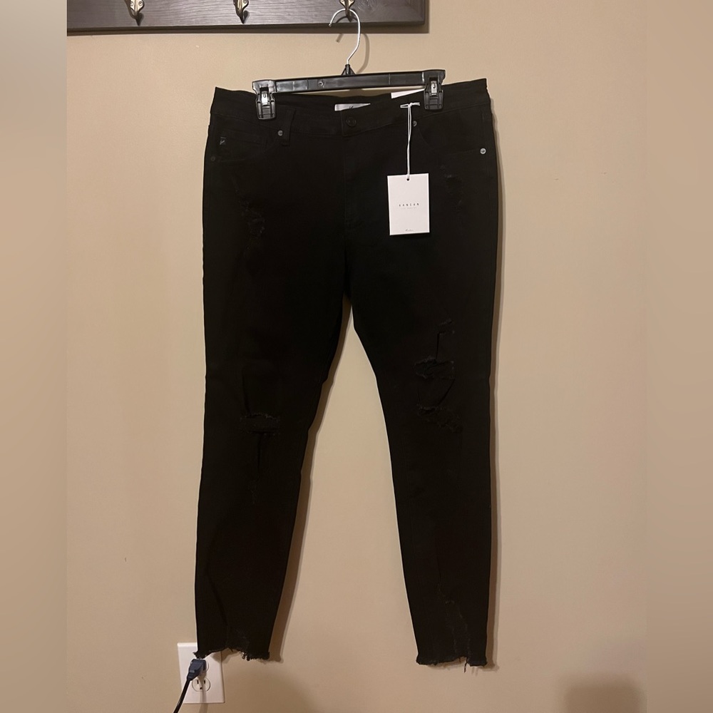 Kancan Black skinny jeans NWT